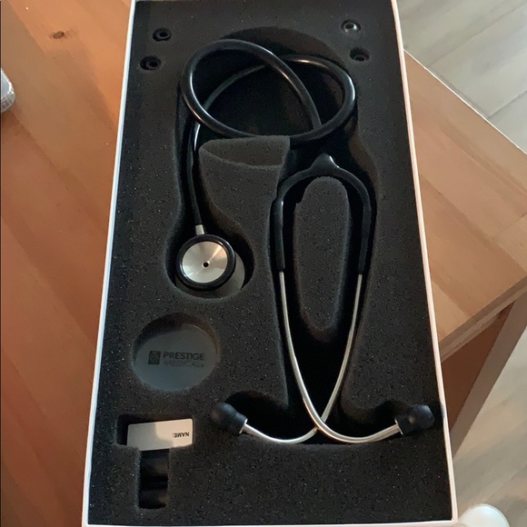 Stethoscope - Picture 2 of 2